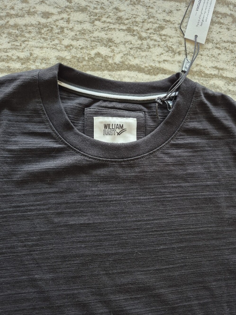 William Rast Men's Essential T-Shirt New Size Medium